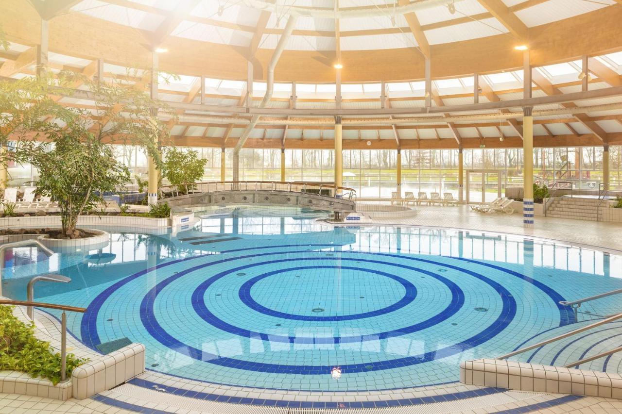 Balkon, Gratis Nutzung Vom Ahoi Erlebnisbad Und Sauna In Sellin - Residenz Strandeck Fewo01 Goehren  Luaran gambar