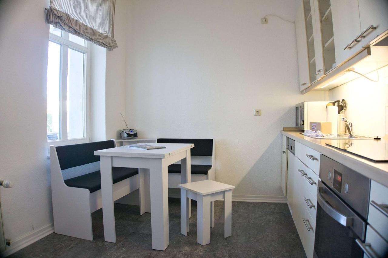 Balkon, Gratis Nutzung Vom Ahoi Erlebnisbad Und Sauna In Sellin - Residenz Strandeck Fewo01 Goehren  Luaran gambar